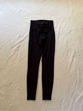 Lululemon black leggings